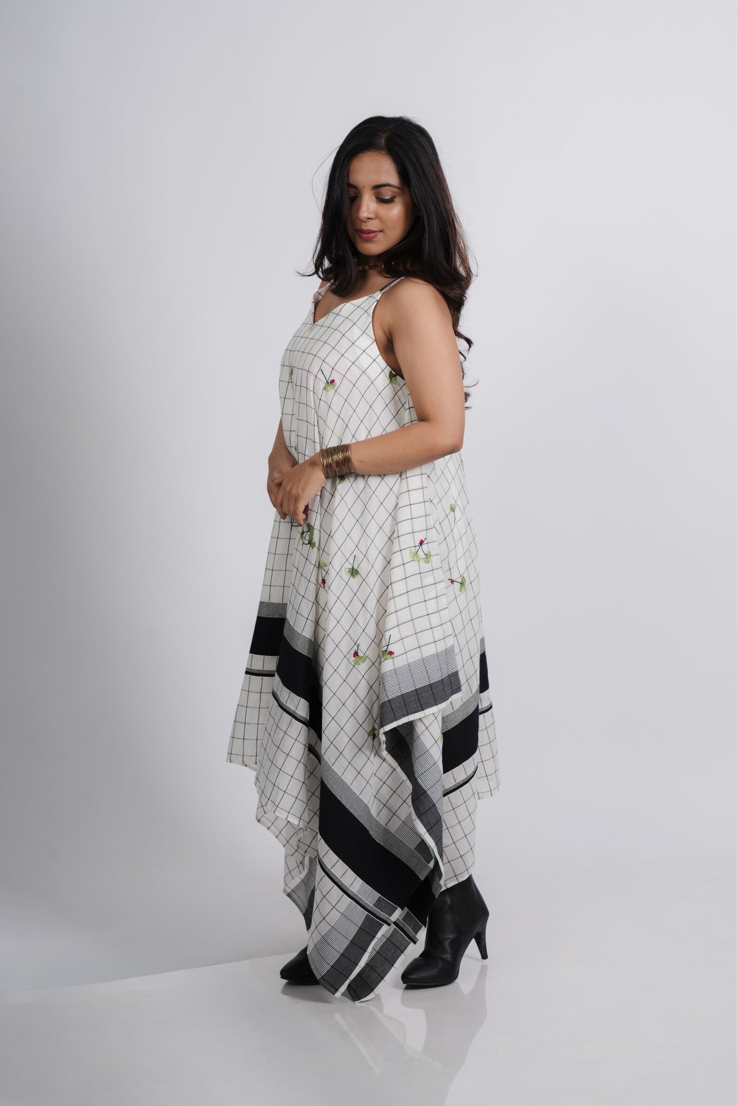 Tiffany Dress- Embroidered